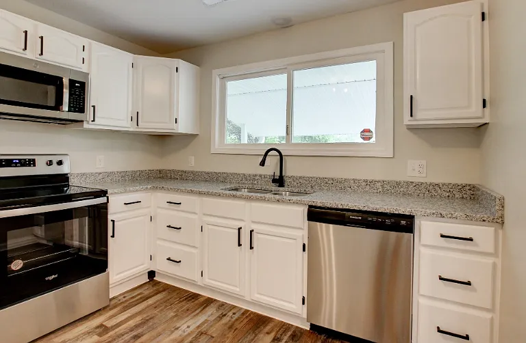 2024 Lintwood Dr — Photo 20