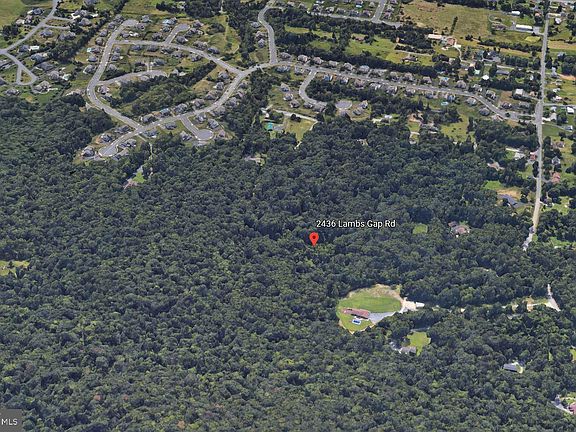 3rd image of 2436 Lambs Gap Rd