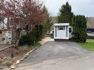 4229 E Pkwy LOT 210, Gatlinburg, TN 37738