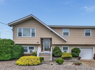 6 Rico Ave, Toms River, NJ 08753