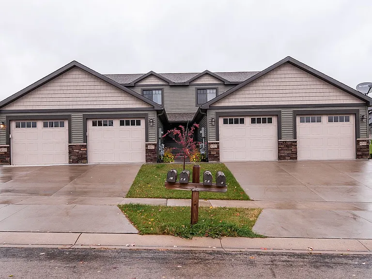 3218 Portage Cir NW — Photo 58