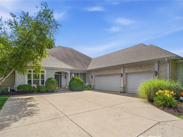 1360 Courtyard Pl, Dayton, OH 45458