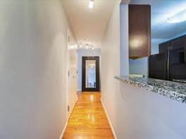 150 Feather Bed Lane image 14 of 24