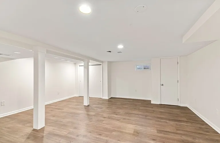 30 Meisel Ave — Photo 12