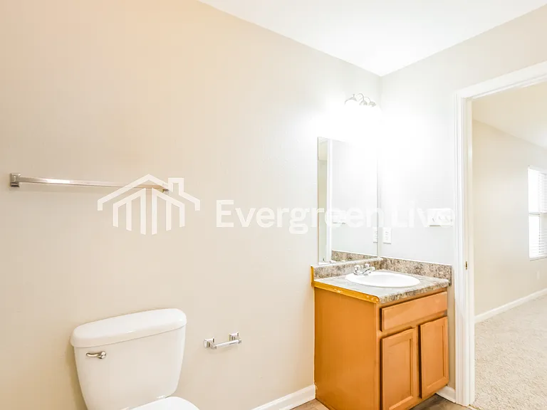 122 Cloverbrook Dr — Photo 13