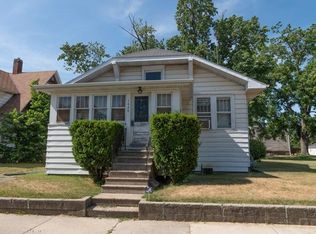 1424 Krau St, Elkhart, IN 46516