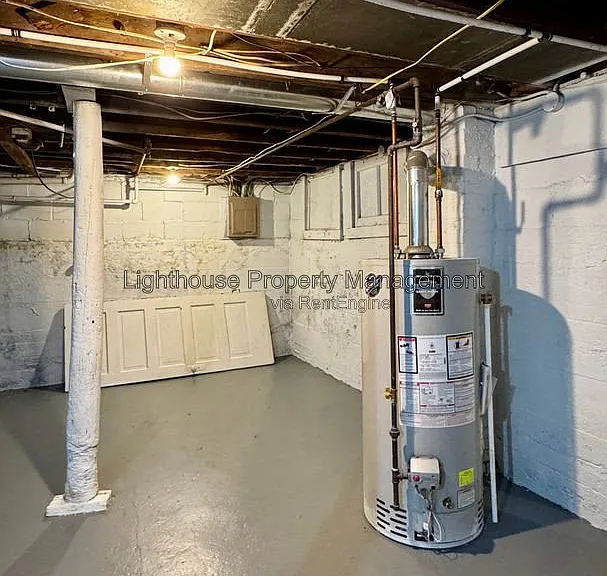 871 Wood St — Photo 19