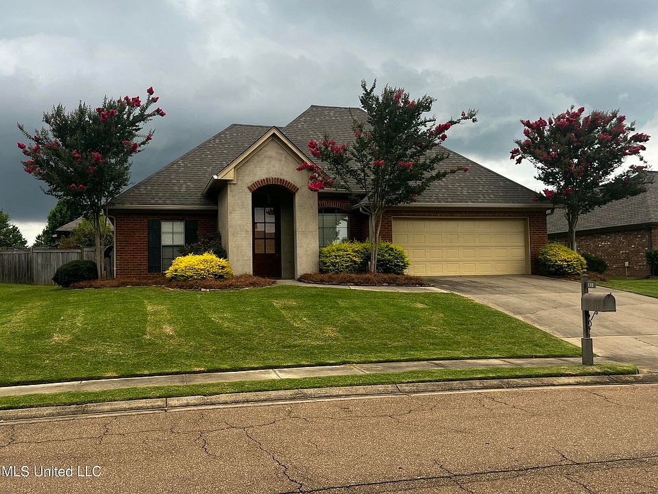 1st image of 132 Stillhouse Creek Dr