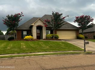 132 Stillhouse Creek Dr, Madison, MS 39110