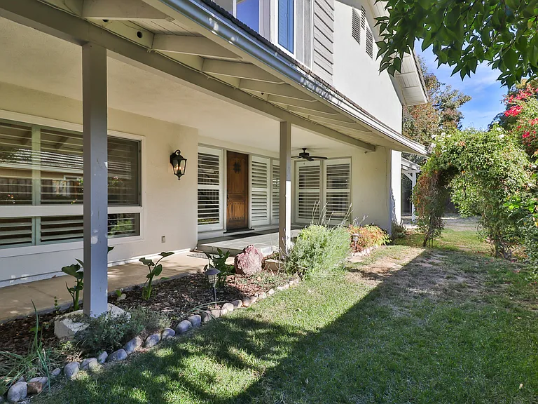 1164 S Galesmoore Ct — Photo 6
