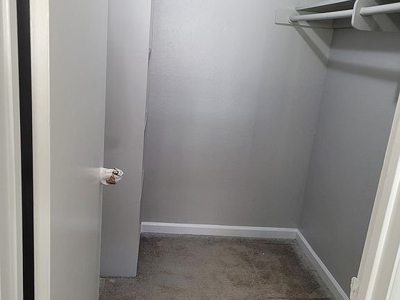 3rd image of 102 Persifer St APT 2