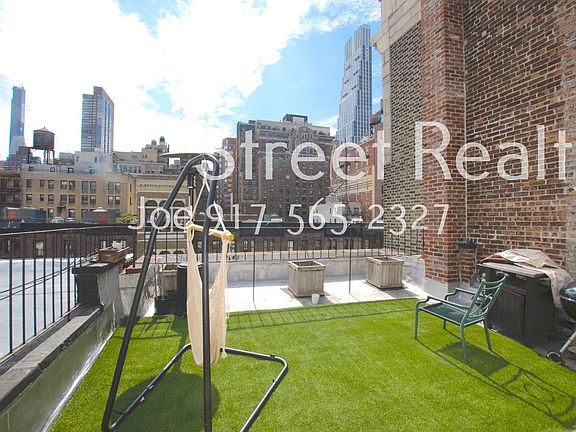 3rd image of 151 W 72nd St Ph A