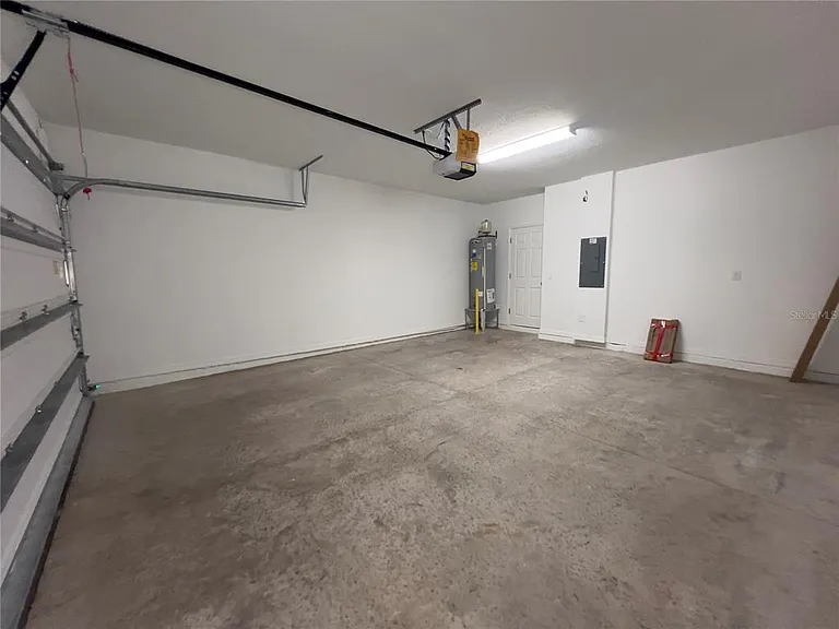 490 Thompson Village Ave — Photo 26