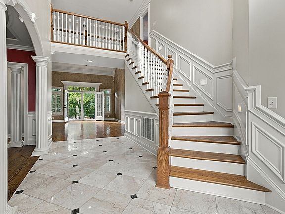 4th image of 789 Plantation Way