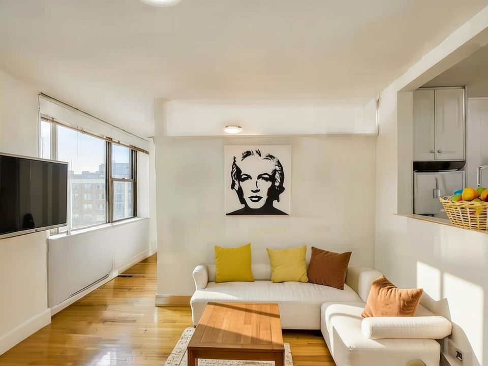 1st image of 238 E 36th St APT 3D