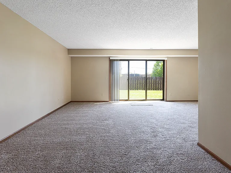 1113 Jeff Cir — Photo 9