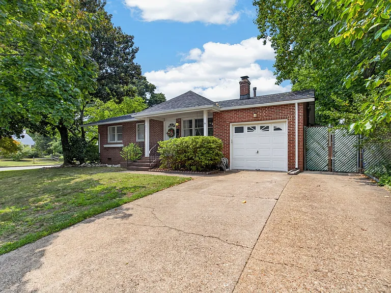 9501 Beaumont St — Photo 3