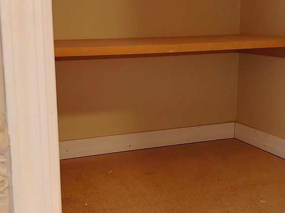 2nd image of 1025 Sinclair Ave #2