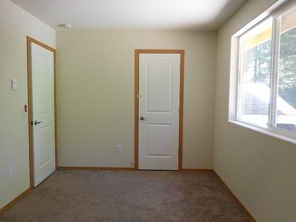 4th image of 2328 SW Rapids Dr