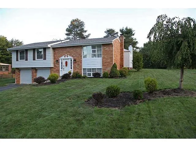 648 Wyngold Dr photo 1