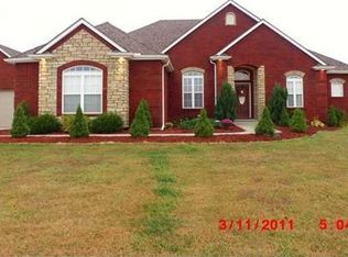 27410 Clover Dr, Sedalia, MO 65301