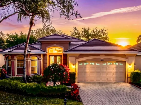 4828 Cerromar DR, NAPLES, FL 34112