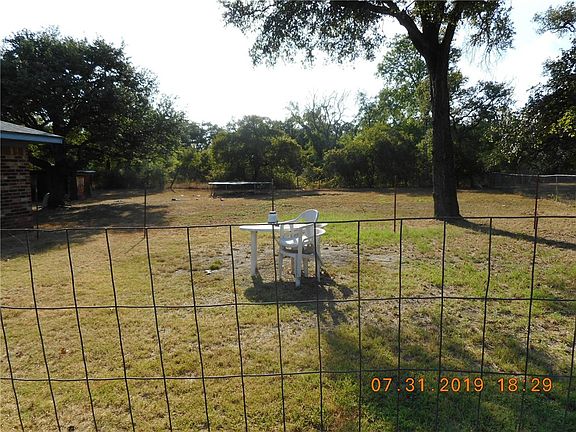 4th image of 1809 Valley West Ln