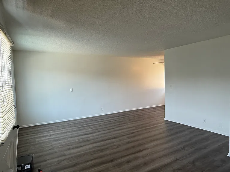 9641 Maureen Dr #5 — Photo 15