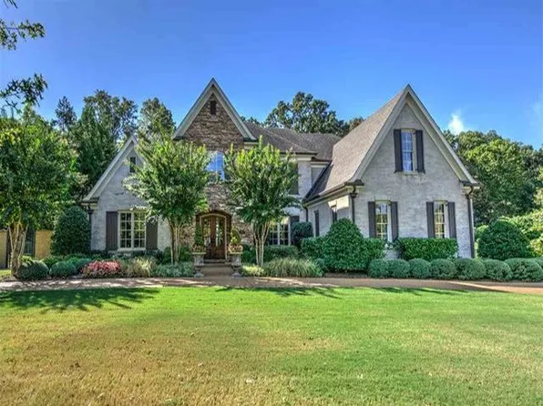 9021 Grove Forest Cv, Germantown, TN 38139