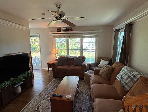 4th image of 5301 Williard Rd