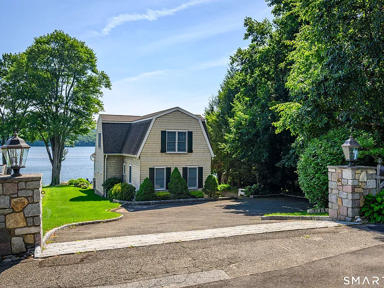 4 Eastview Rd — Photo 30