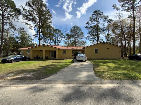 1407 Pine St, Waycross, GA 31503