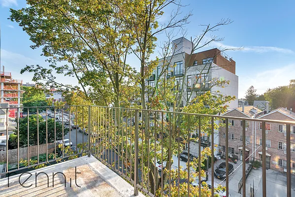 Rented by Rennit Inc. | media 9