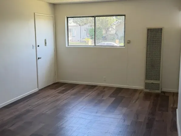 4928 E 60th Pl, Maywood, CA