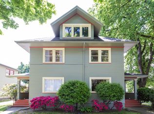 2708 SE Main St, Portland, OR 97214