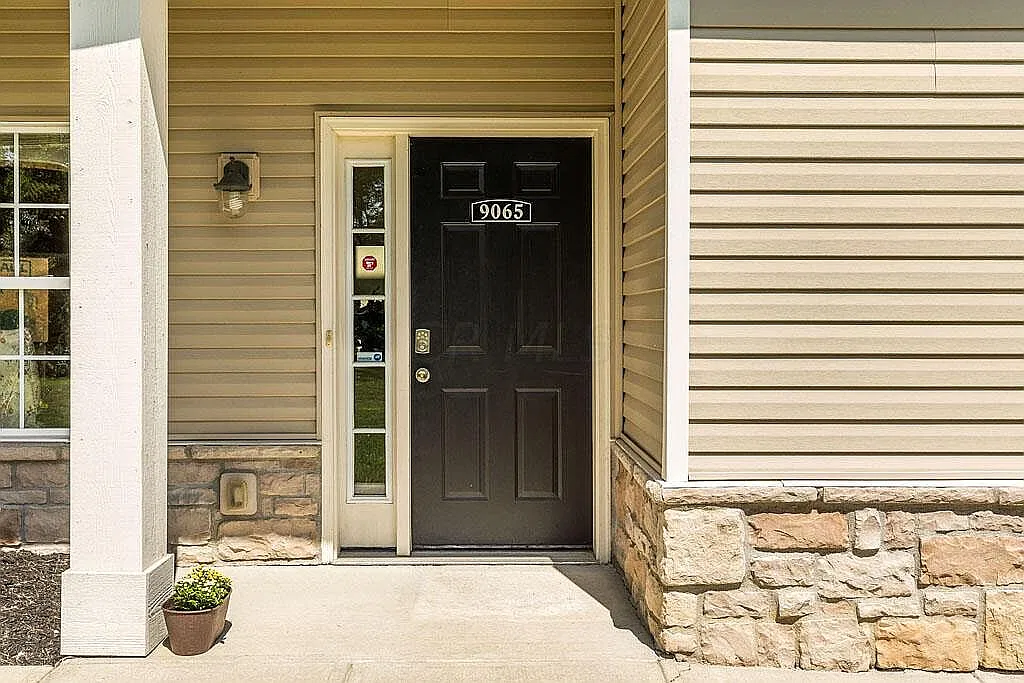 2 bed, 1762 sqft, $2,300 — Photo 4