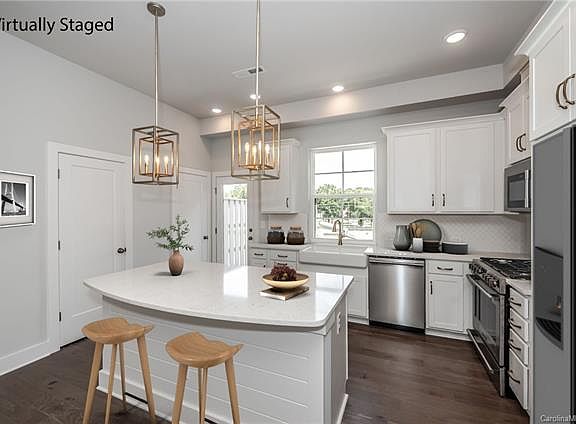2nd image of 1622 Nandina Corners Aly