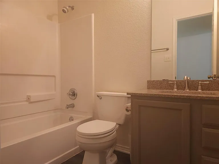 205 Beech Dr — Photo 8