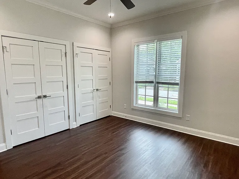 1011 Selma St — Photo 14