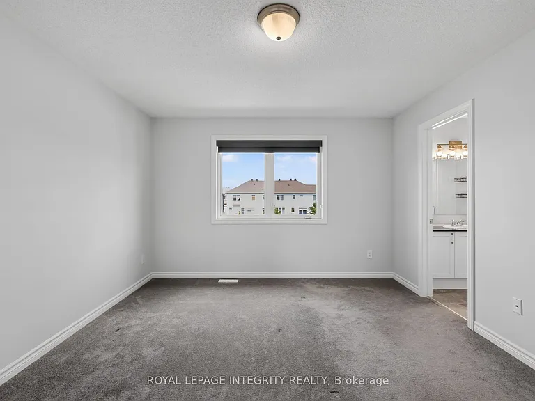 129 Umbra Pl — Photo 24