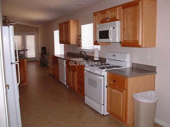 3rd image of 4413 Valley Quail Way