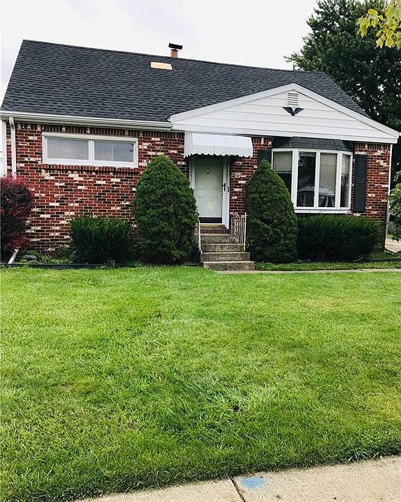 1st image of 71 Lemoine Ave