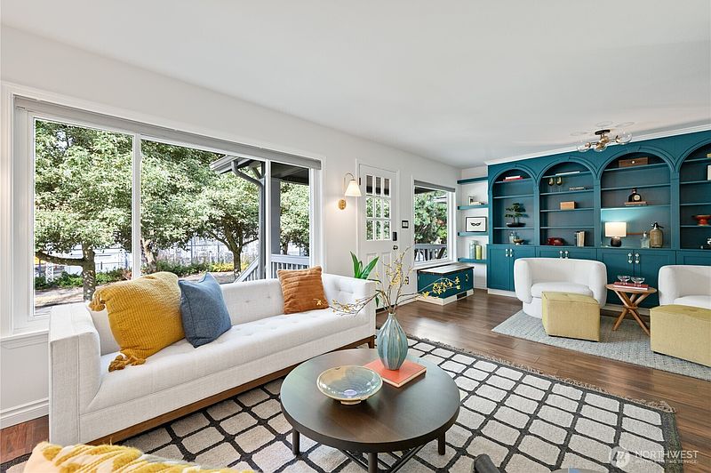 5th image of 4512 6th Avenue NW