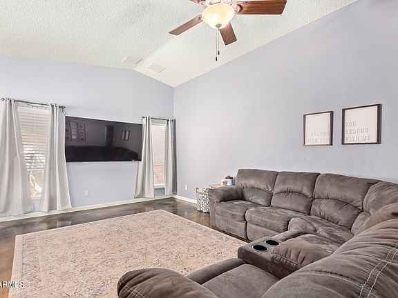 5th image of 11819 N 52nd Ave