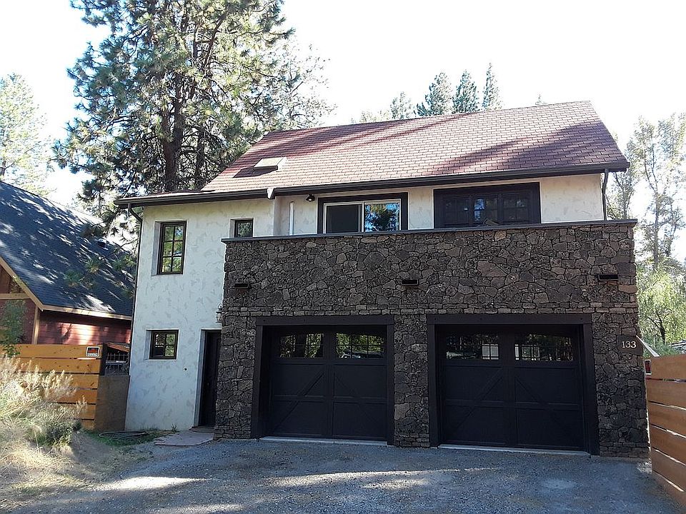 1st image of 133 E Black Crater Ave