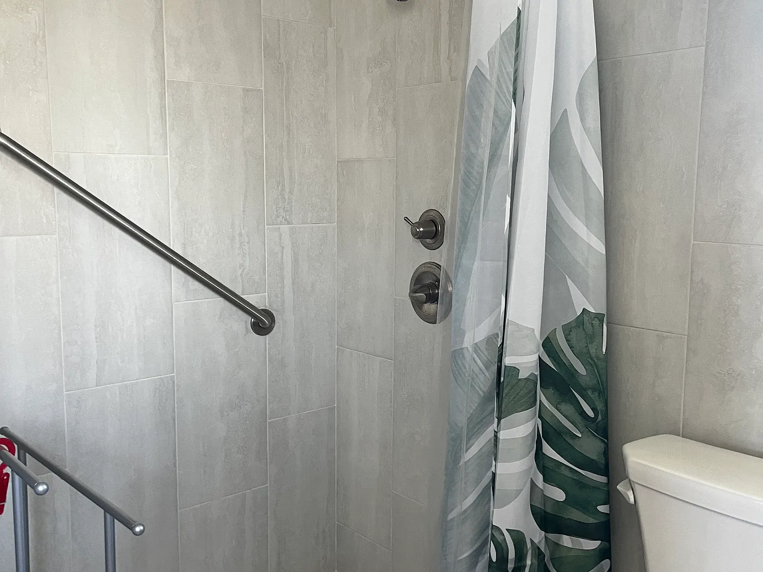 1 bed, 400 sqft, $2,000 — Photo 3