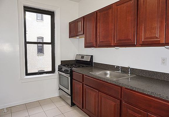 3rd image of 486 Brooklyn Ave APT D14