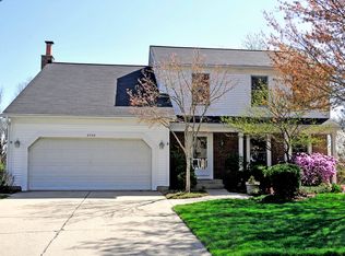 2332 Richmond Dr, Wheaton, IL