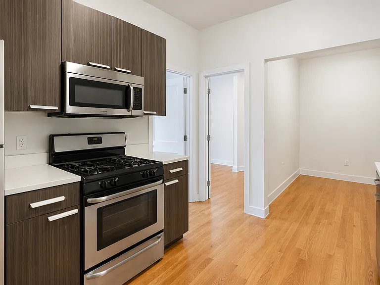 155 Salem St #3 — Photo 1