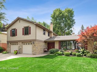 215 E Lynnwood Ave, Arlington Heights, IL 60004